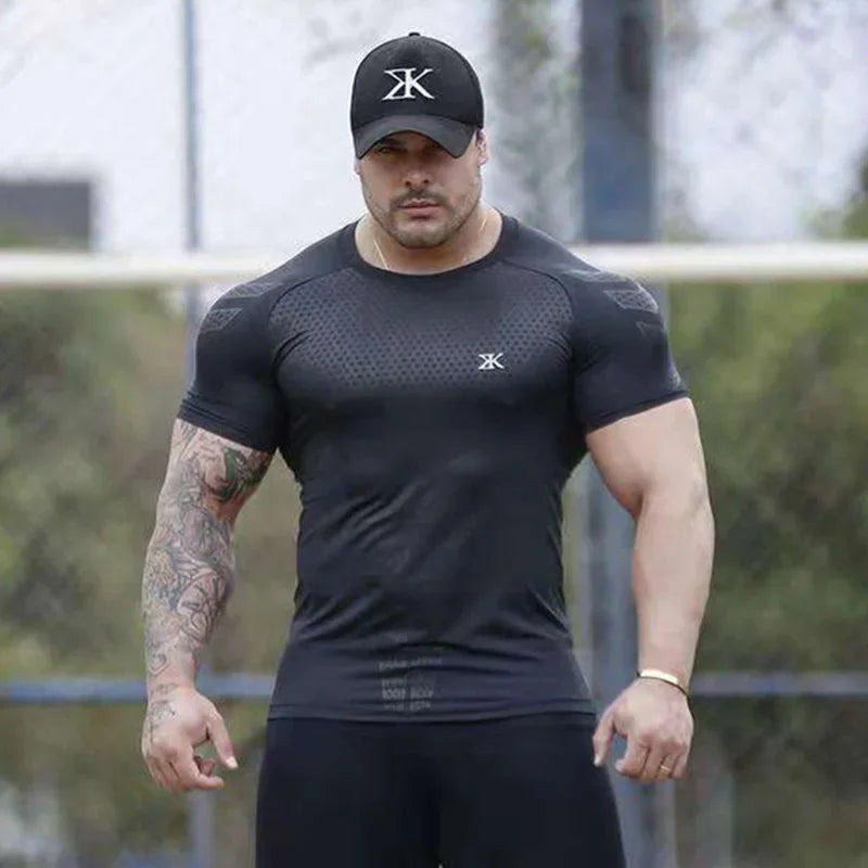 2024 Men Running Sports T-shirt Training Quick Dry Tight Short Sleeves Shirt Bodybuilding compress Fitness Tee Tops men Clothing