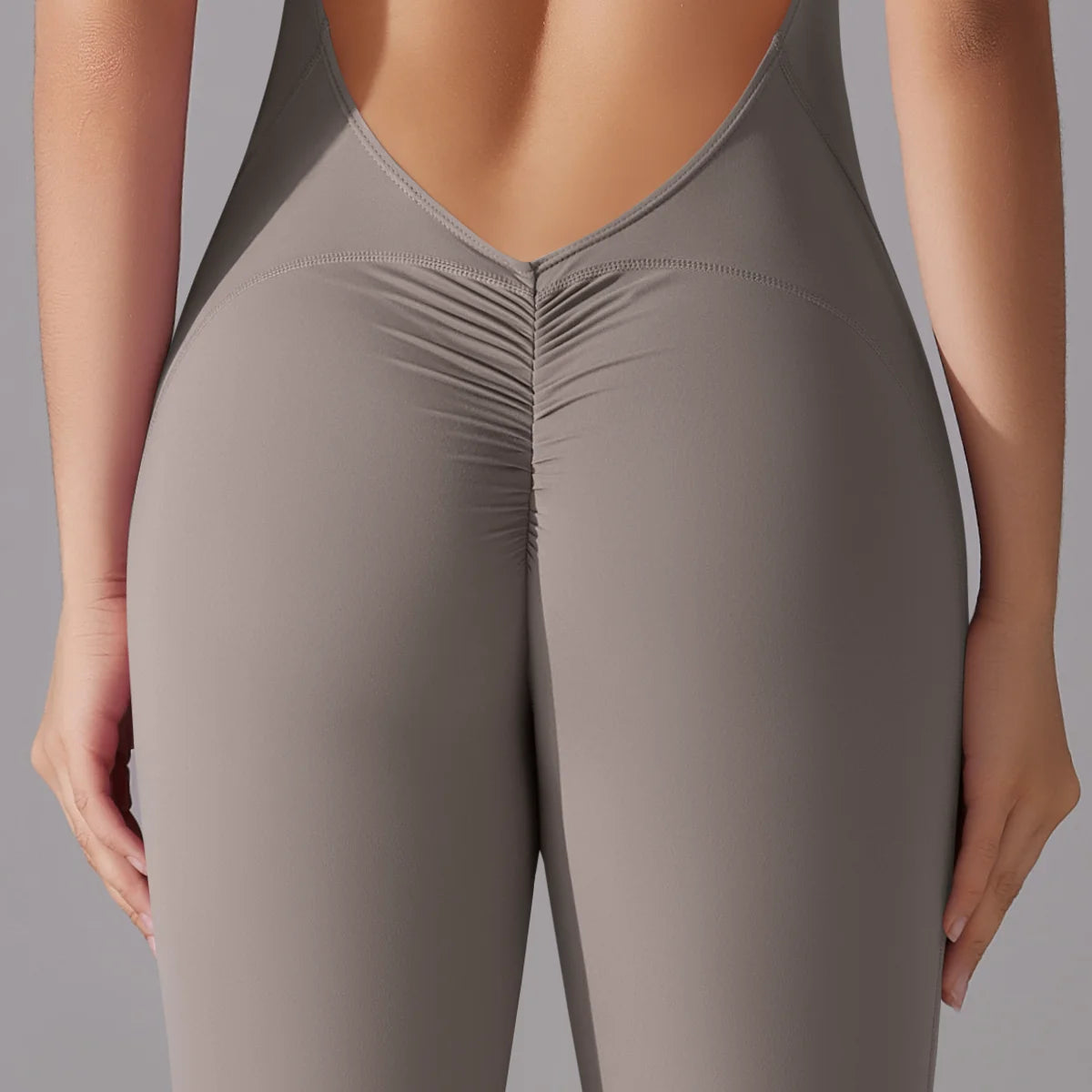 Sexy Hollow Backless Scrunch Sporty Jumpsuit Raises Butt Woman Gym Set One Piece Sport Suit Sleeveless Zip Yoga Fitness Overalls